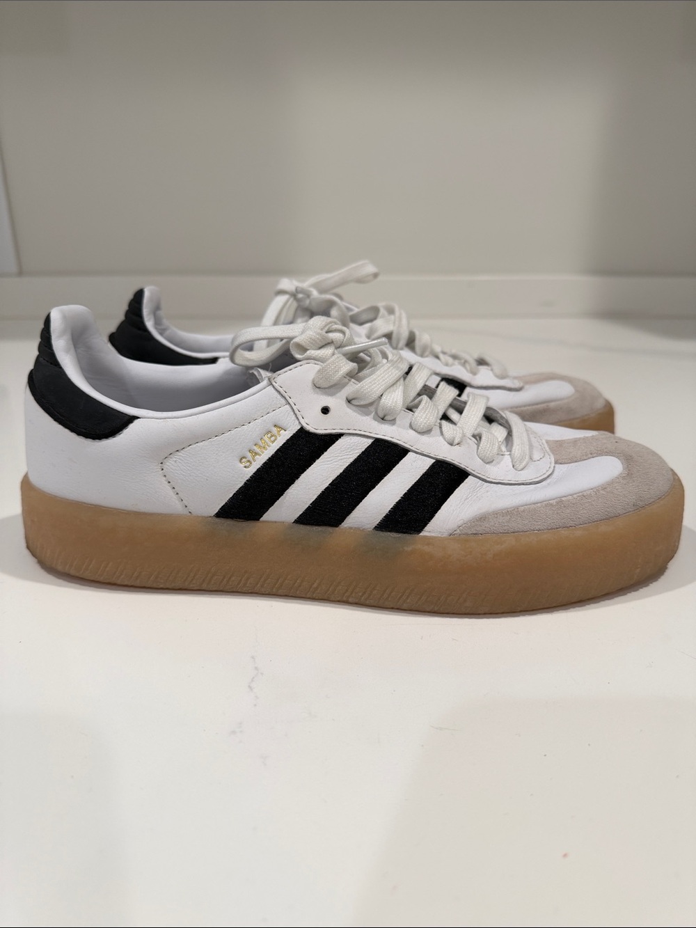 Adidas samba (women’s)
